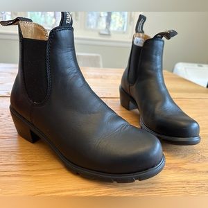 Blundstone Black Heeled Boots sz 8/38